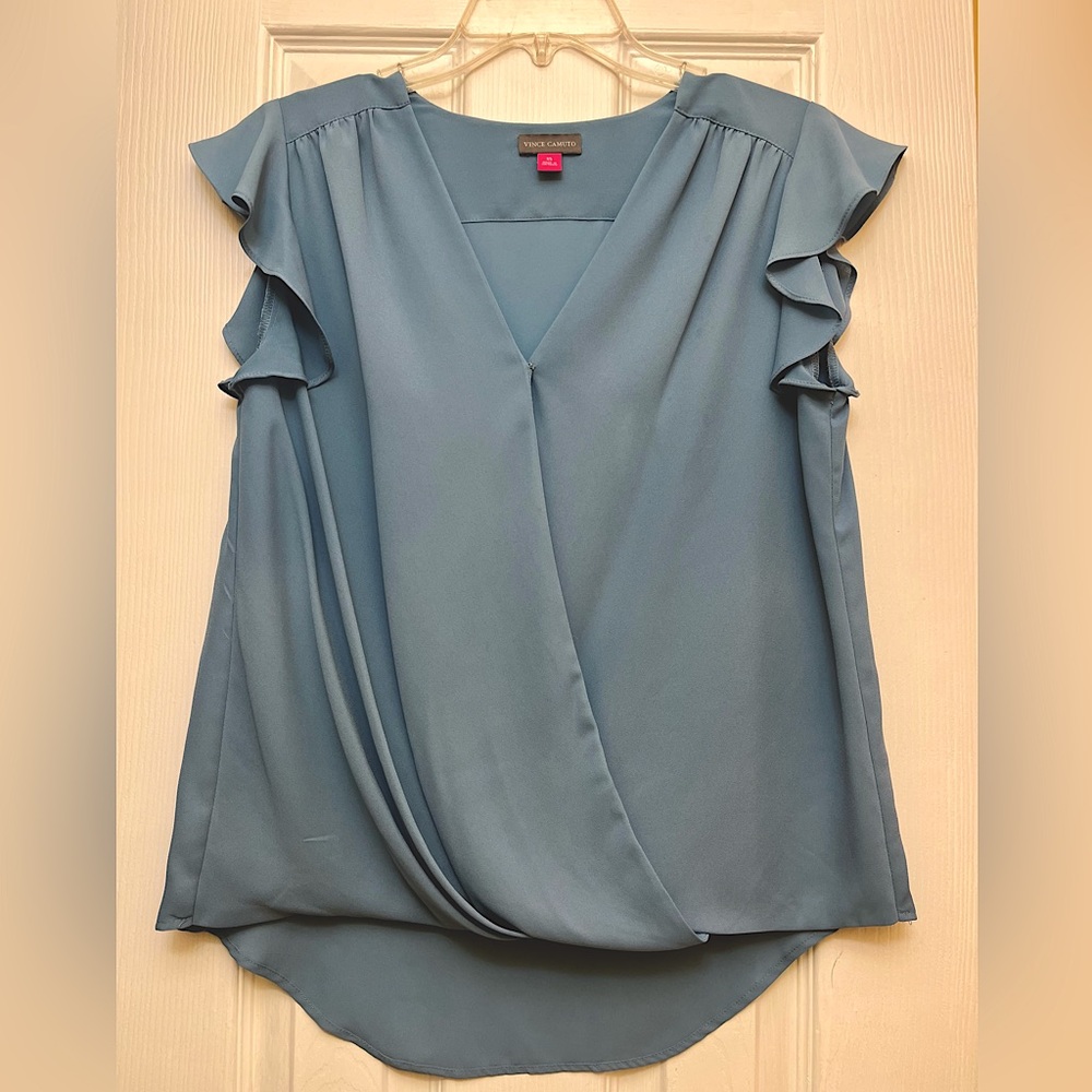 Vince Camuto Blouse! Size XS, great condition, pretty steel blue color!